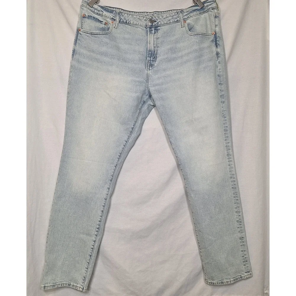 American Eagle 42 x 32 AirFlex Stretch Skinny Leg 90s Dad Worn Light Wash Jeans